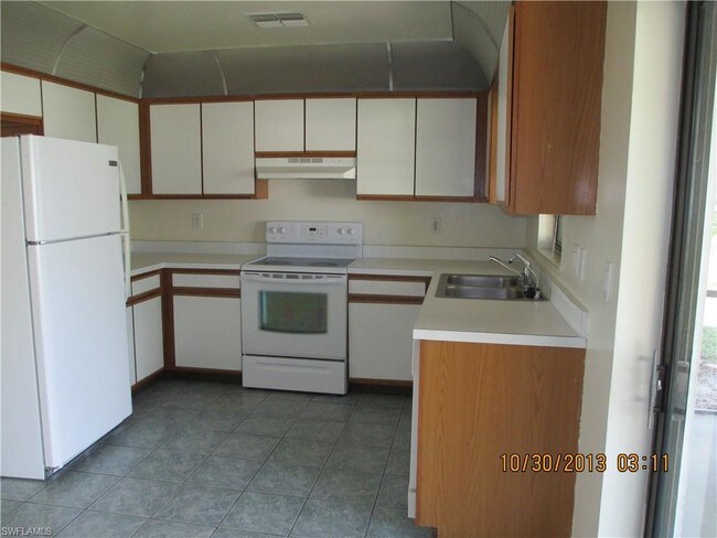 Building Photo - 1505 SW 13th Terrace