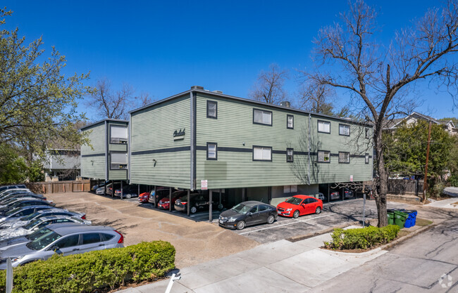 Building Photo - Casbah Apartments