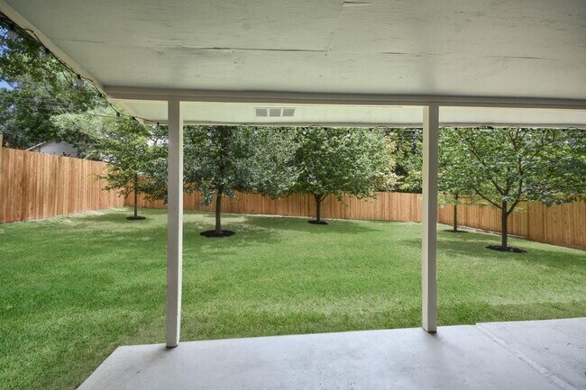 Building Photo - 6811 Tulane Dr