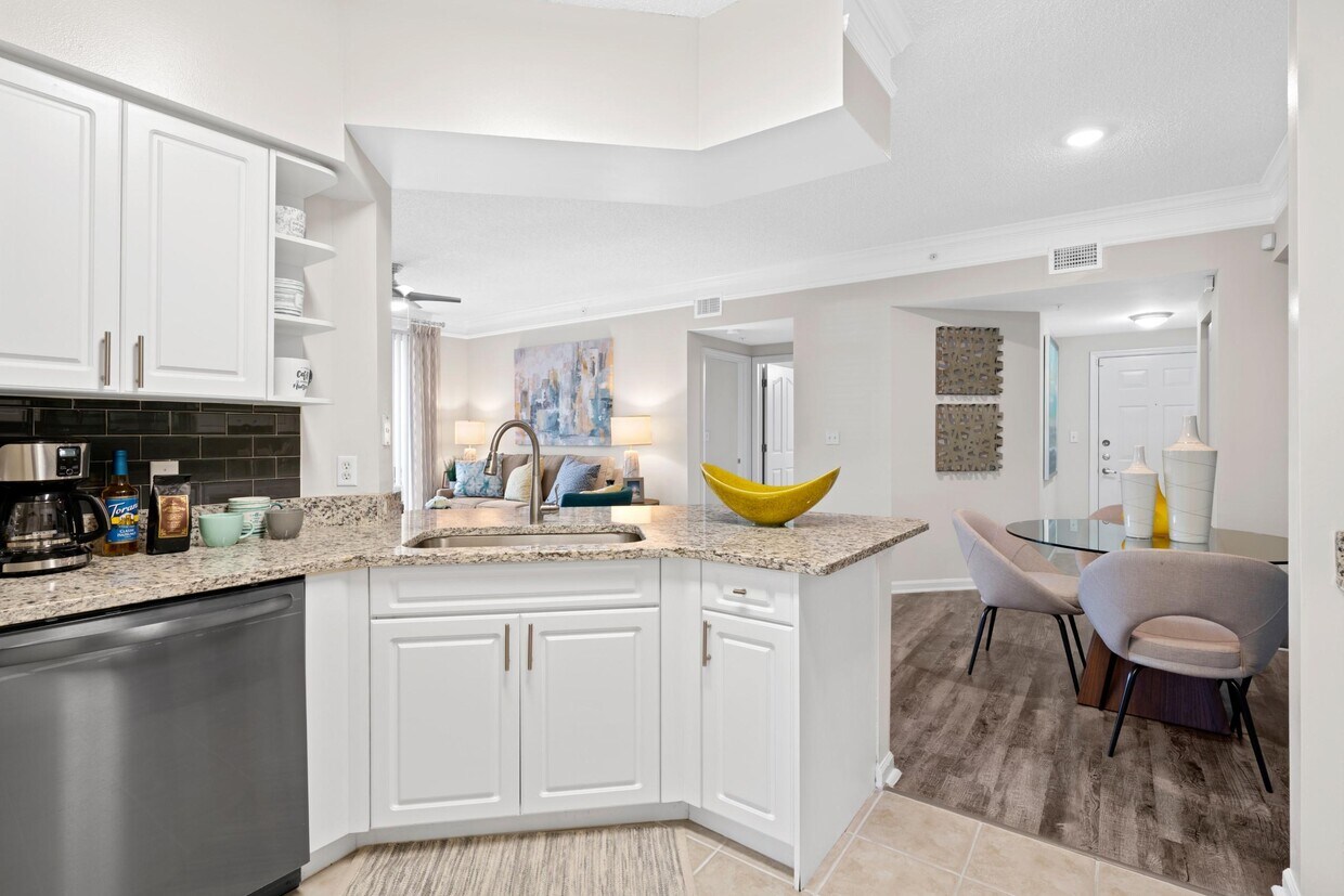 Verona at Boynton Beach Apartments in Boynton Beach, FL