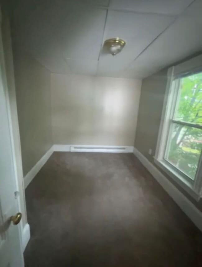 Foto del edificio - Massabesic (135-137)