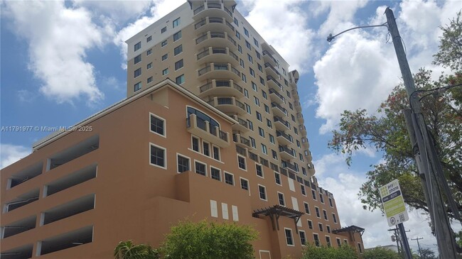 Foto del edificio - 4242 NW 2nd St