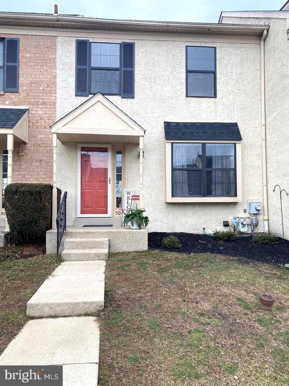 Foto principal - 506 Ward Rd