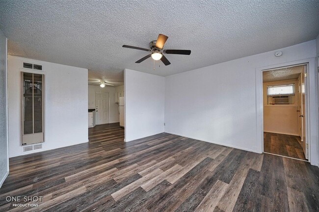 Building Photo - 1234 S Crockett Dr