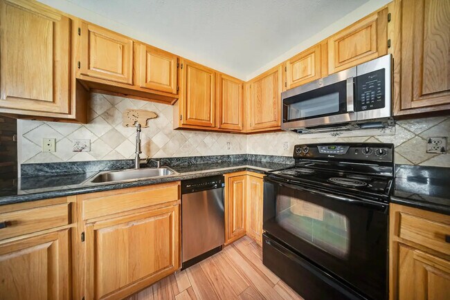 Building Photo - 253 Co Rd 4421