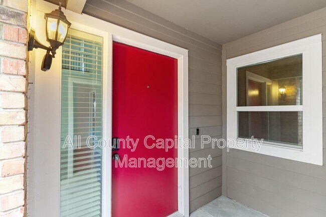 Building Photo - 7243 Coronado Cir