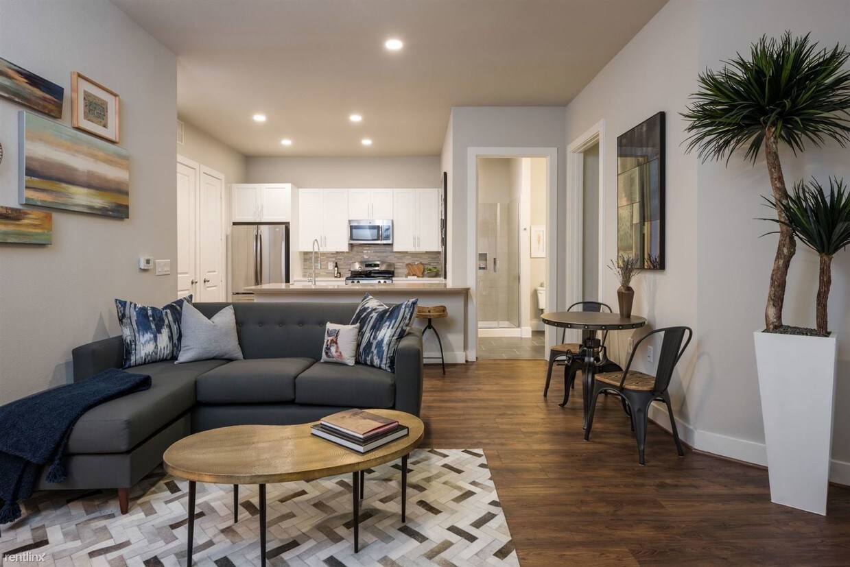 Primary Photo - 2 br, 2 bath Condo - 3311 Blackburn St # 7768