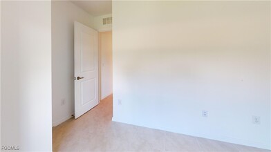 Building Photo - 3530 NE 21st Ave Building Photo - 3530 NE 21st Ave