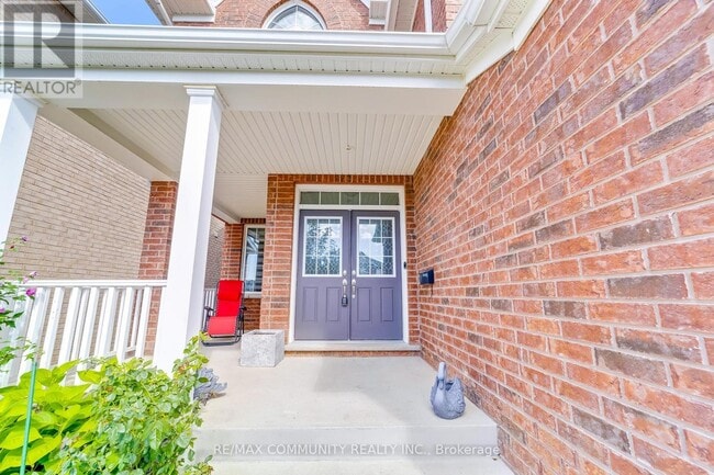 Building Photo - 1169 Greenhill Ave