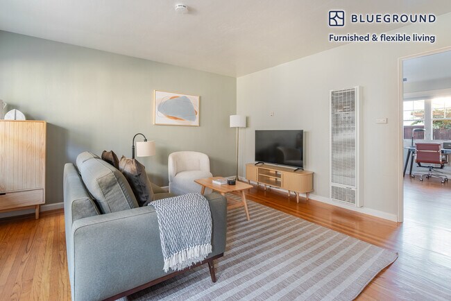 Foto del edificio - 327 Hawthorne Ave