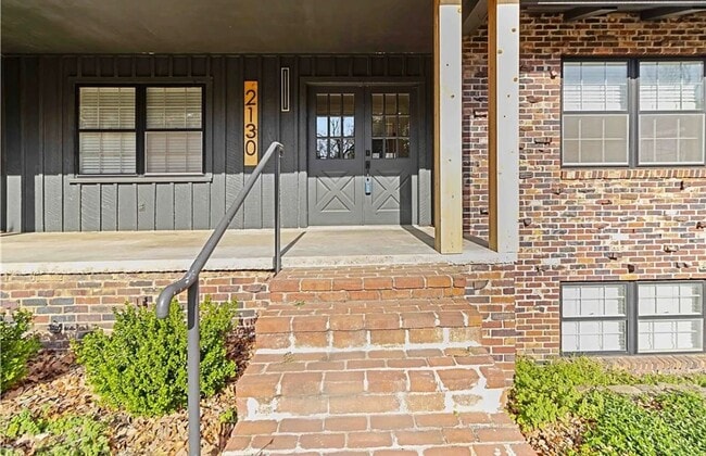 Building Photo - One-of-a-Kind Home in Prime Fayetteville L...