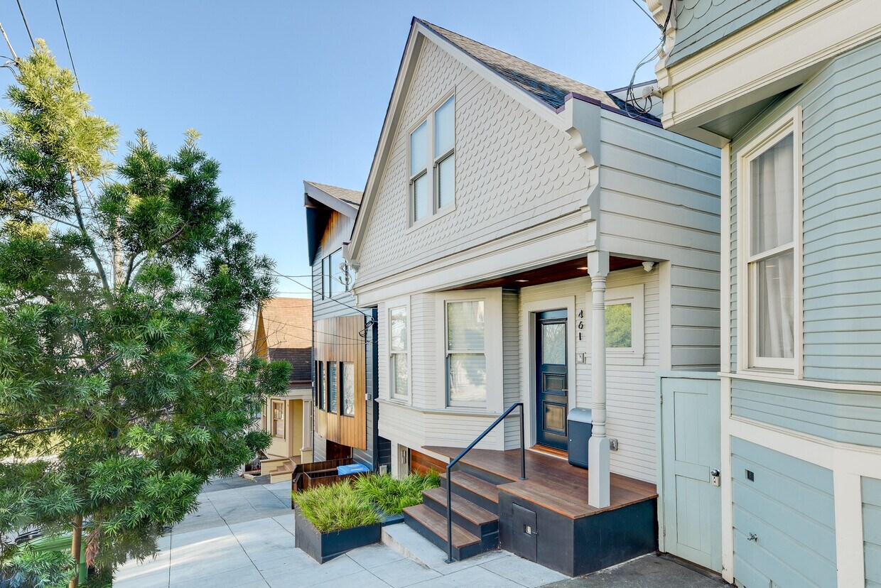 Foto principal - 461 27th St