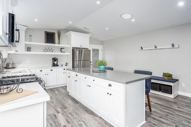 Building Photo - 3629 Hazelhurst Ct