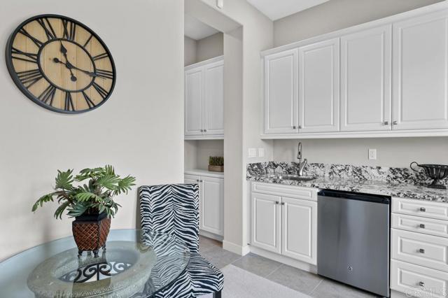 Building Photo - 6654 Elegante Wy