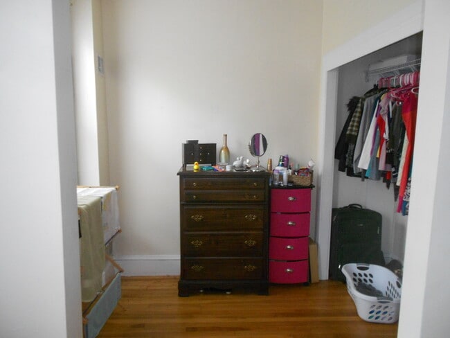 Building Photo - 58 Harvard St