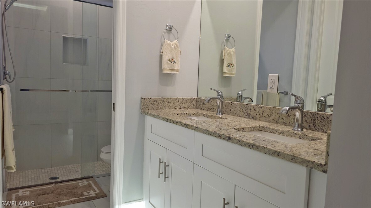 Foto del edificio - 490 37th Ave NW