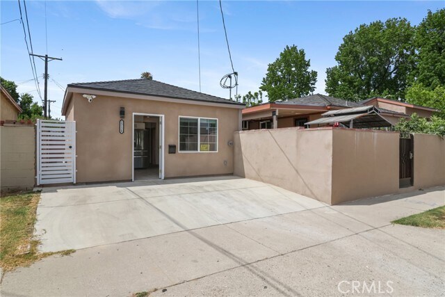 Foto principal - 15120 Lanark St