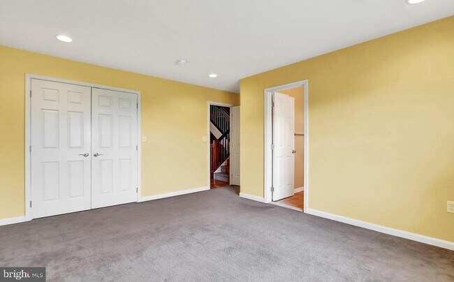 Building Photo - 208 Osprey Ln