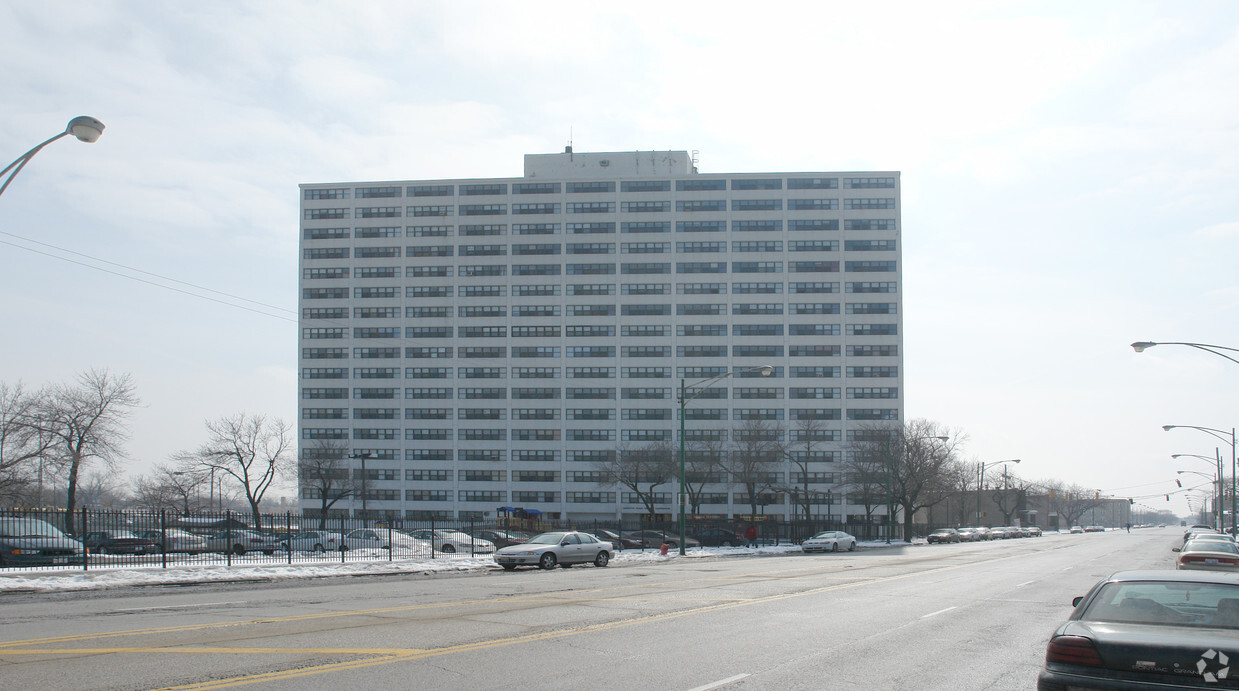 Foto del edificio - Lafayette Plaza Housing Cooperative