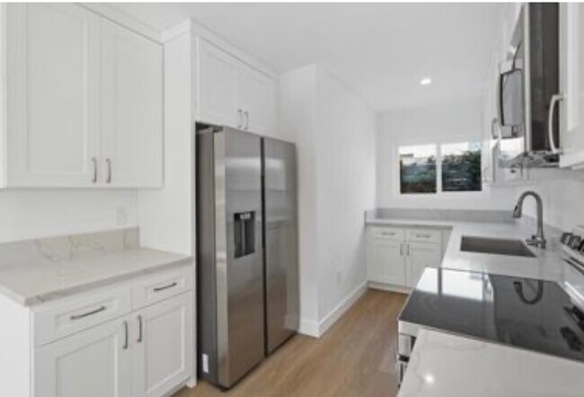 Foto del edificio - 2915 Hauser Blvd