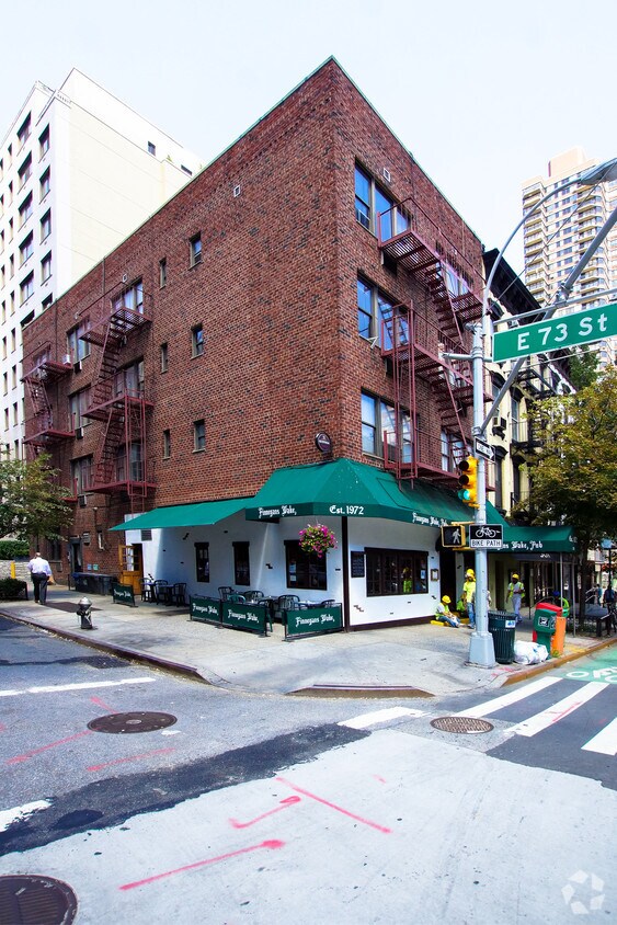 Building Photo - 1361 1st Ave