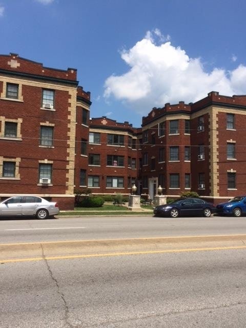 11 Greenbrier St, Charleston, WV 25311 - Apartments In Charleston, WV ...