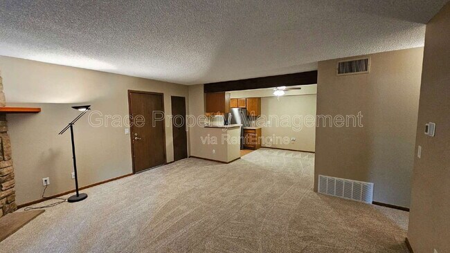 Foto del edificio - 3335 S Ammons St