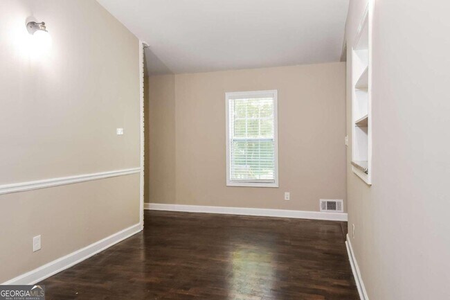Building Photo - 6066 Pisgah Rd SW