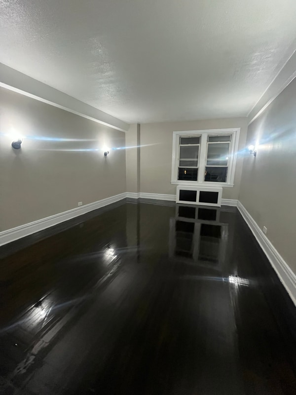 Foto principal - 157 S Harrison St