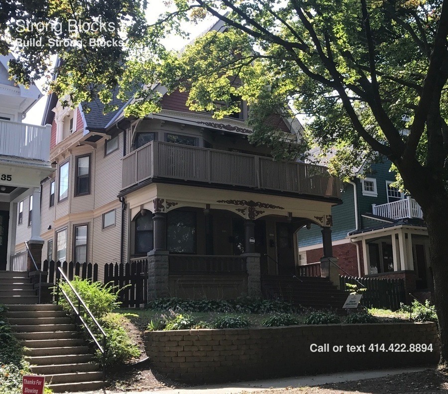 Primary Photo - 3141 W Juneau Ave
