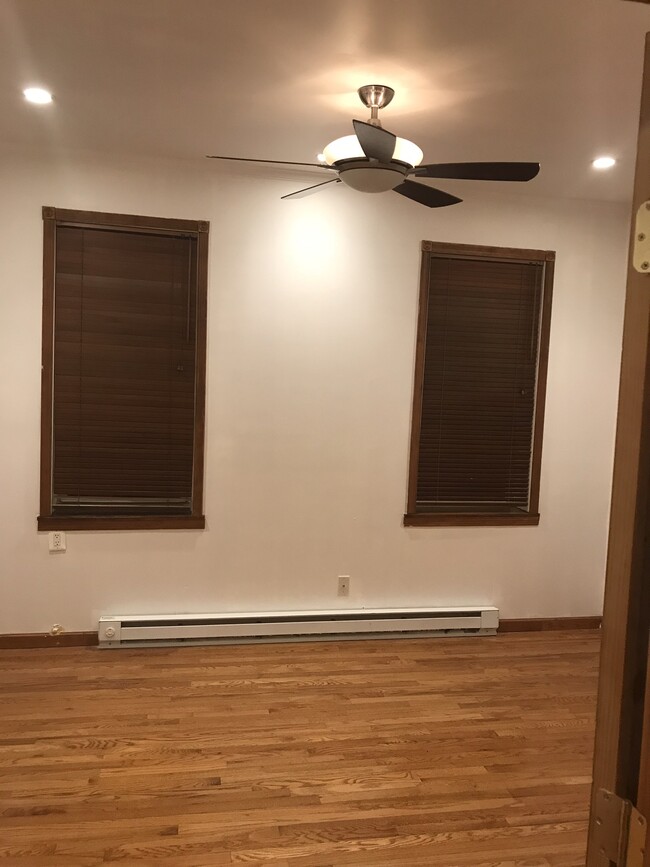 Foto del edificio - 1270 S Bucknell St