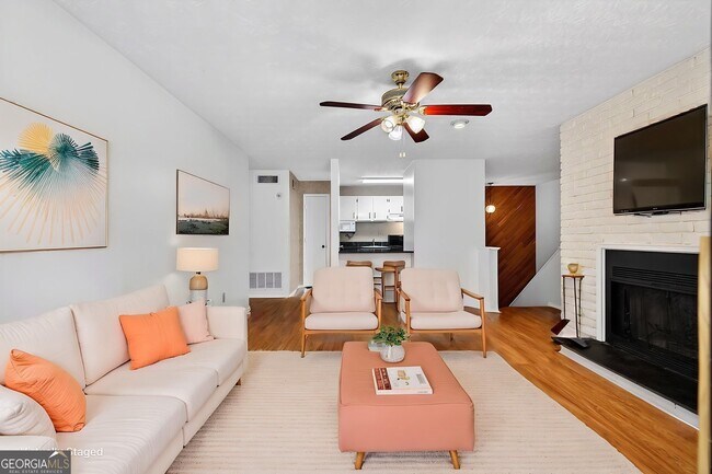 Foto del edificio - 903 Cumberland Ct SE