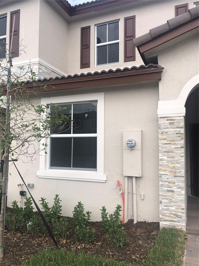 Foto del edificio - 12377 NW 23rd Ct