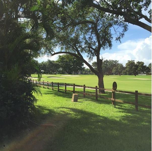 Foto del edificio - 10740 S Golfview Dr