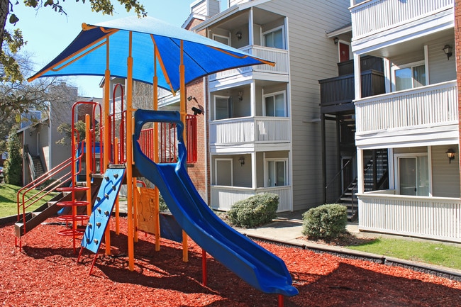 Building Photo - Oak Ridge Apartments