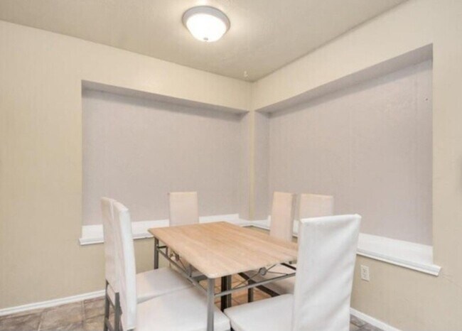 Foto del edificio - 4803 Beechaven St