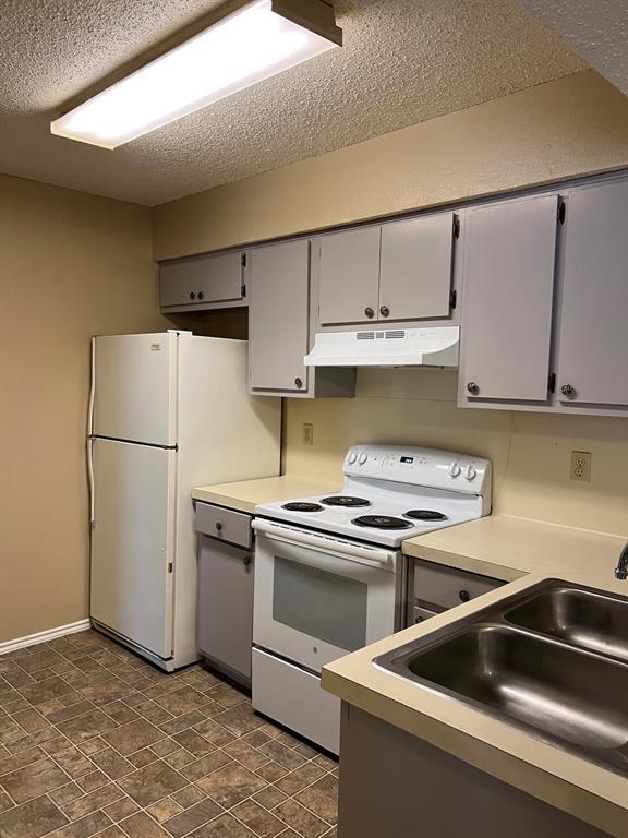 Foto del edificio - 4607 E 12th St