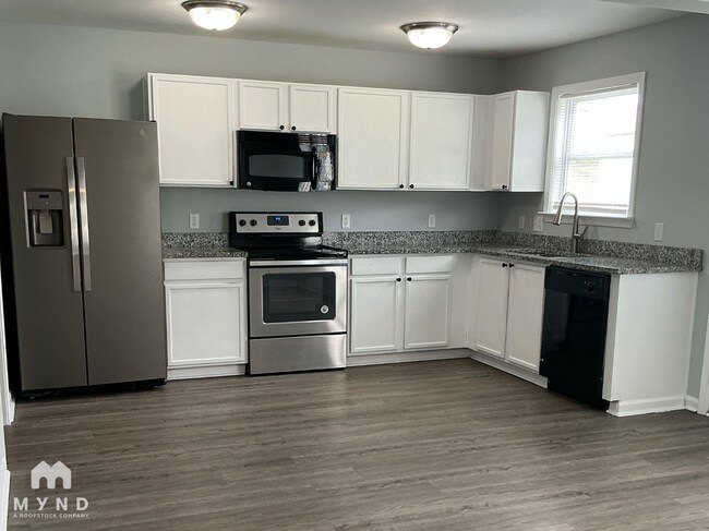 Foto del edificio - 7619 Monarch Birch Ln