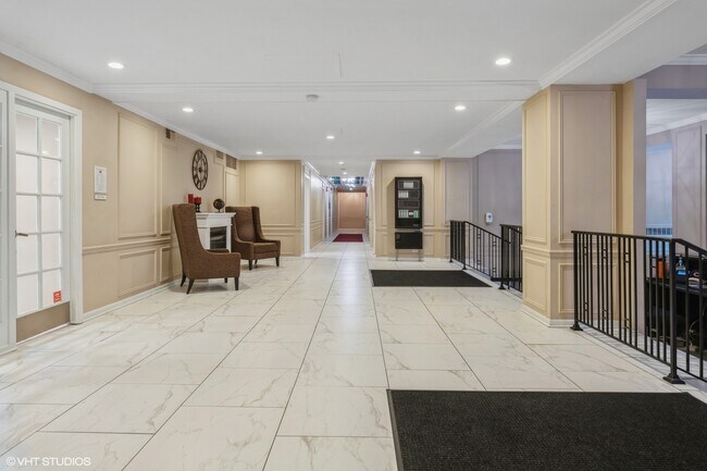 Foto del edificio - 2909 N Sheridan Rd