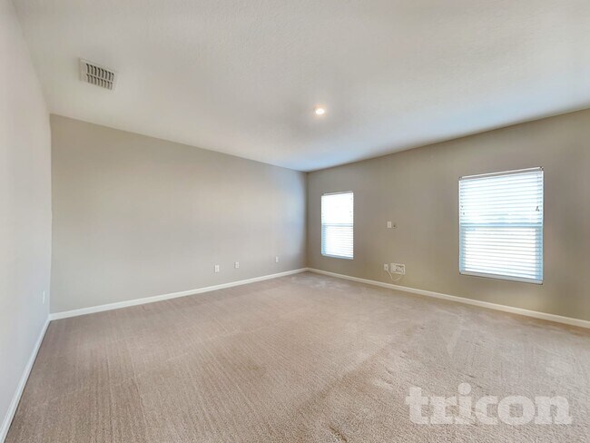 Foto del edificio - 1008 Talon Ln