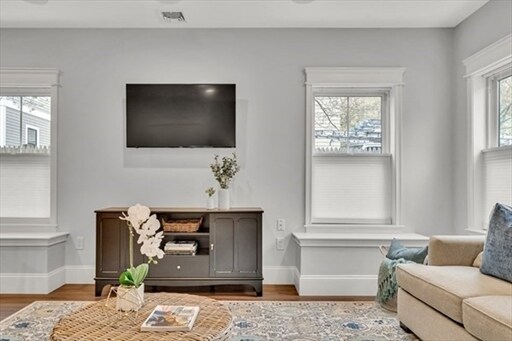 Foto del edificio - 104 Brookley Rd