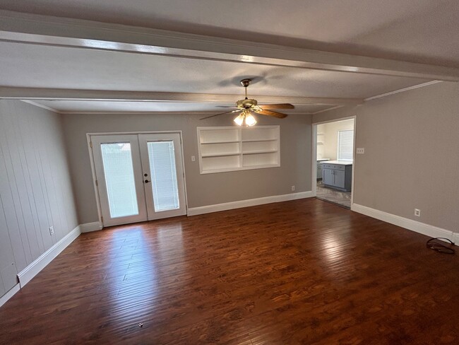 Living Area 2 - 3518 Matador Dr