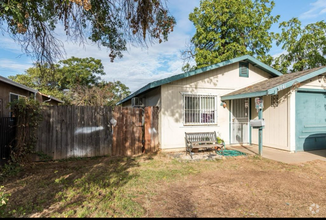 Building Photo - 3841 Haywood St