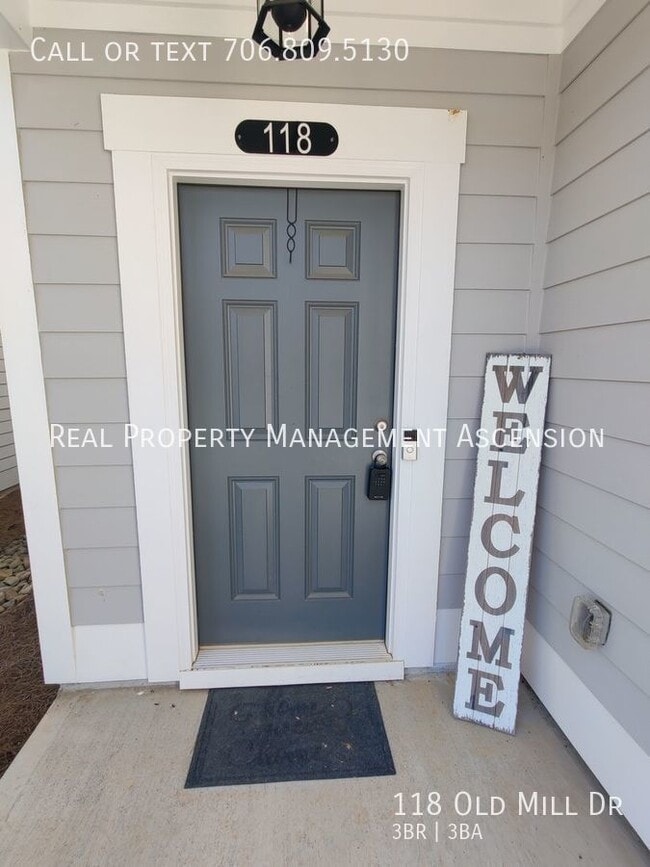 Building Photo - Wonderful Home in a Gated Community