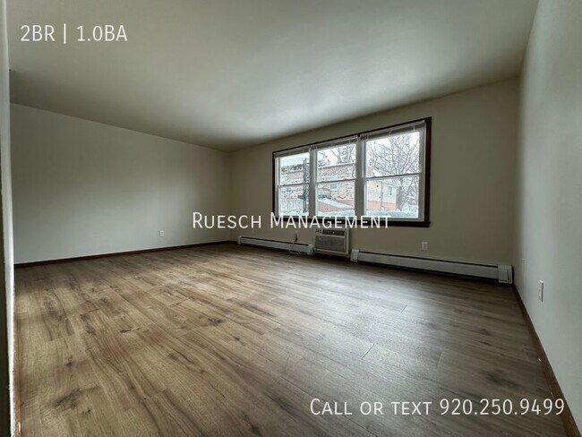 Foto del edificio - Charming 2 Bedroom 1 Bath Lower Apartment ...