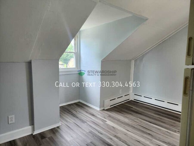 Building Photo - 12990 Lincoln Way W