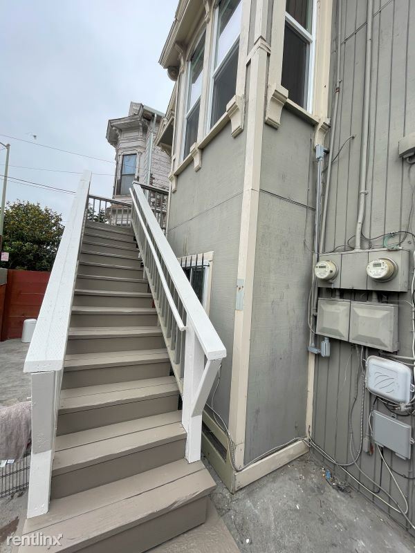 Building Photo - 2 br, 1 bath Duplex - 1012 Wood St