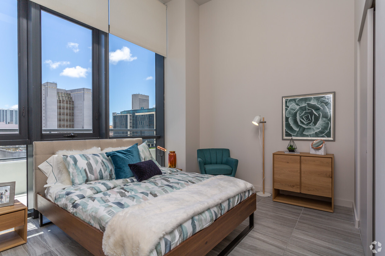 Caoba Miami Worldcenter Apartments, 698 NE 1st Ave, Miami, FL - RentCafe