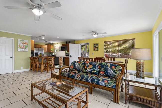Building Photo - 77-6493-6493 Princess Keelikolani Dr