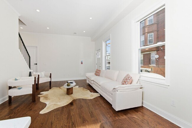 Foto del edificio - 2926 W Oxford St